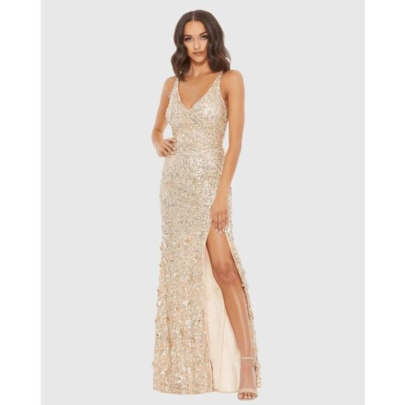 Mac Duggal NEW size 2 gold Sequined gown with metallic flowers style 93800 forma